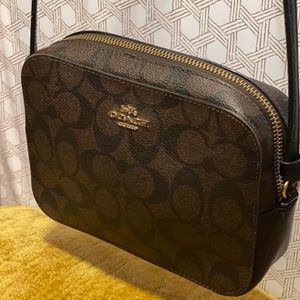 Coach Crossbody | Brown
